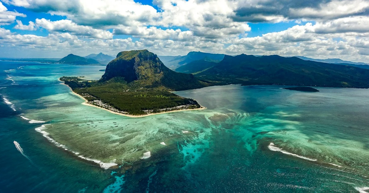 Le Morne and the lagoon on Mauritius’s south-west coast